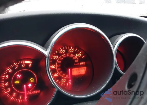 2003 Toyota Matrix Xrs z USA, uszkodzony, nr VIN 2T1KY32E13C155713